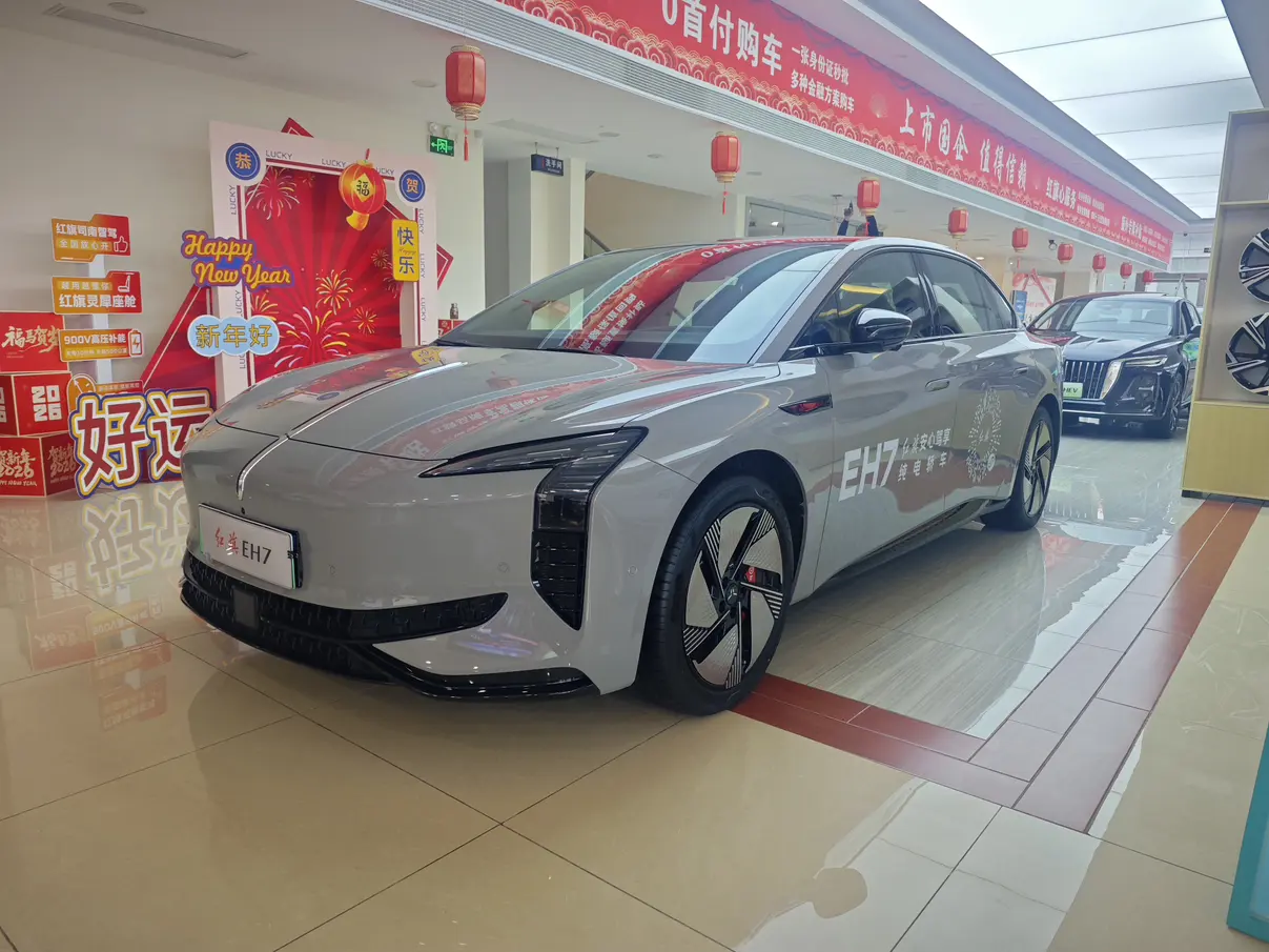 Hongqi EH7  из Китая