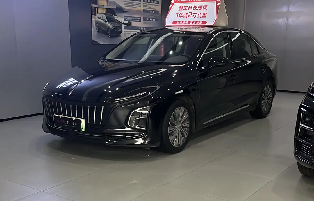 Hongqi E-QM5  из Китая
