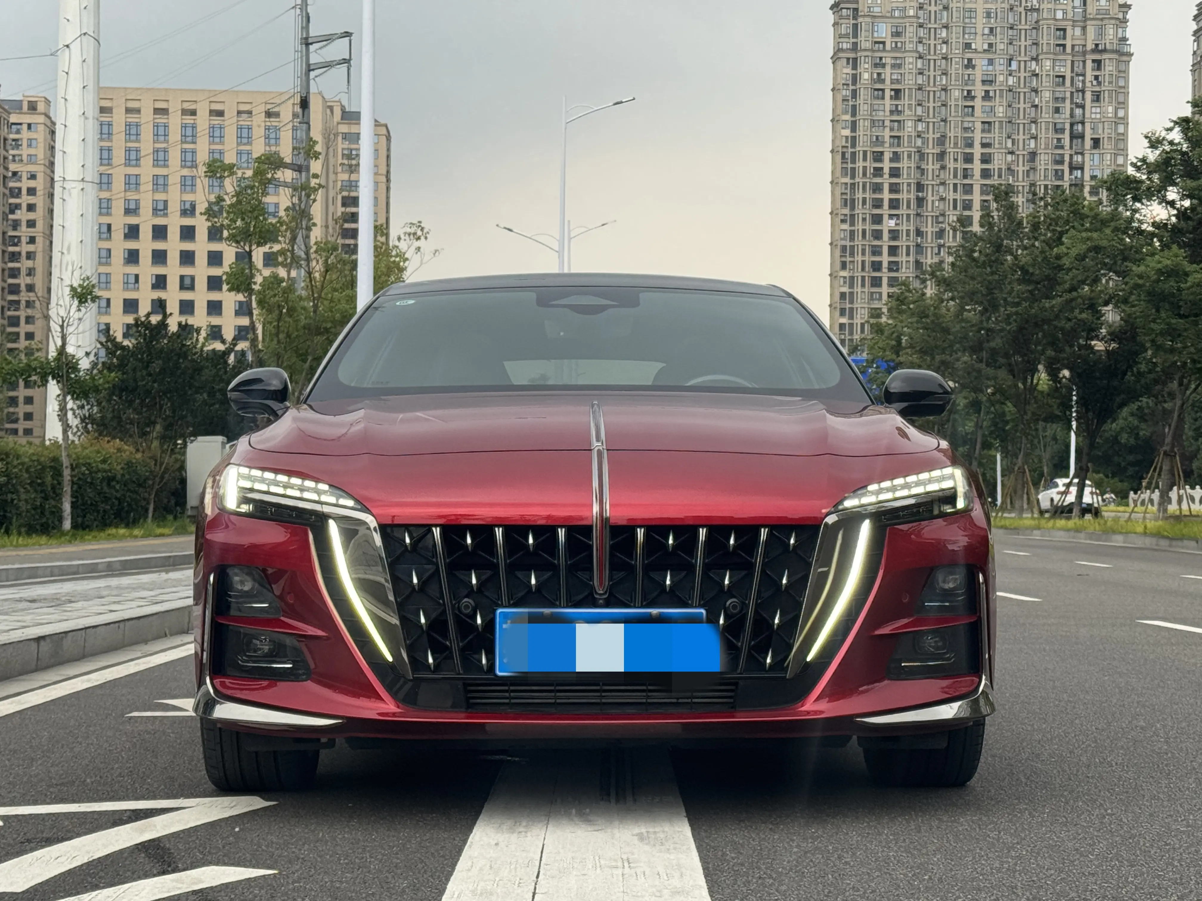 Hongqi H6  из Китая