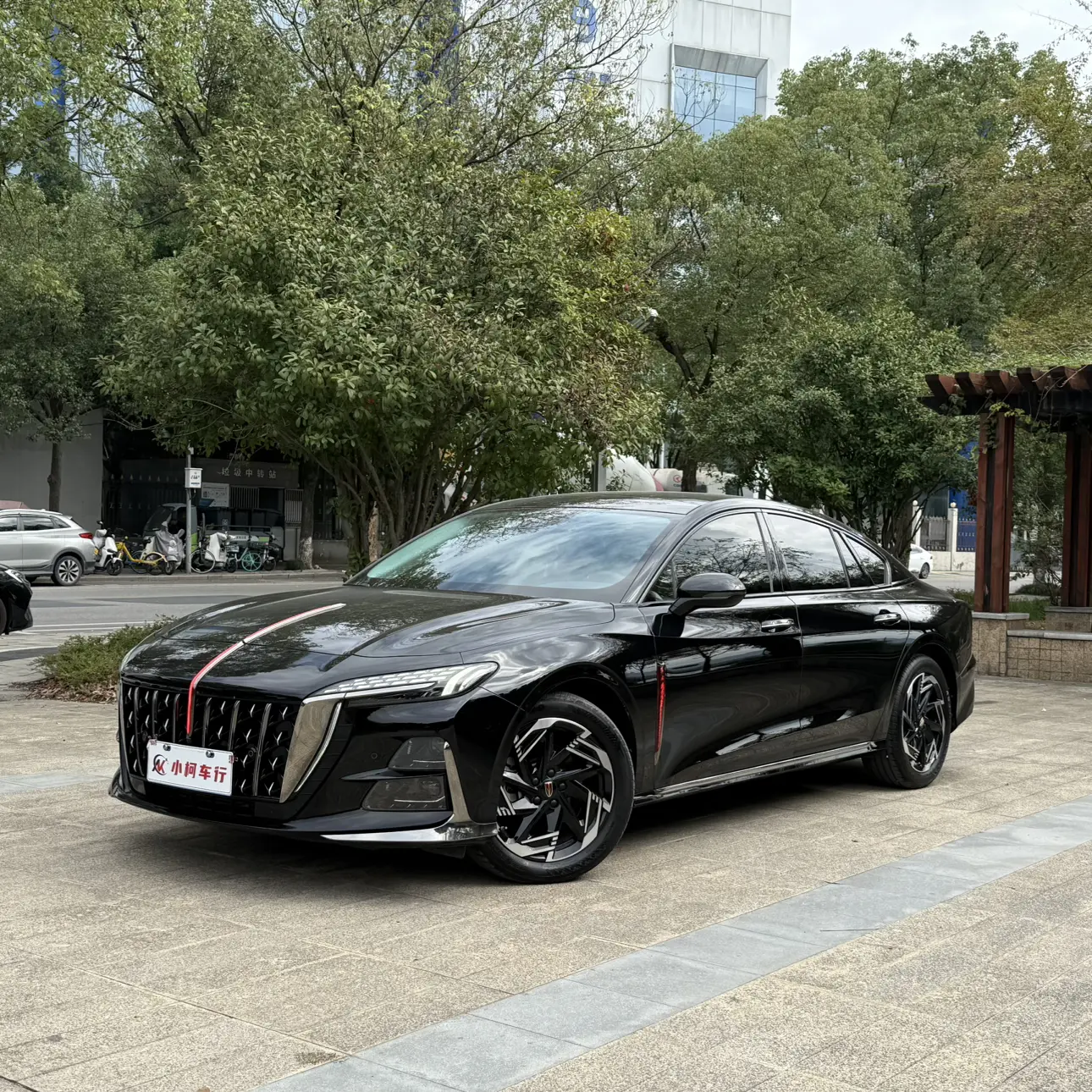 Hongqi H6  из Китая