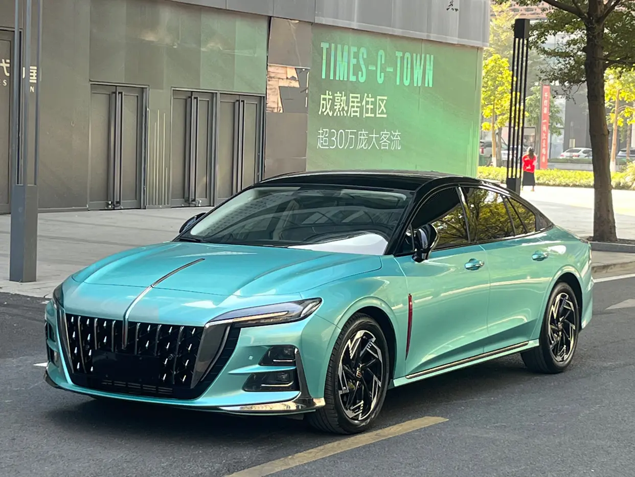 Hongqi H6  из Китая