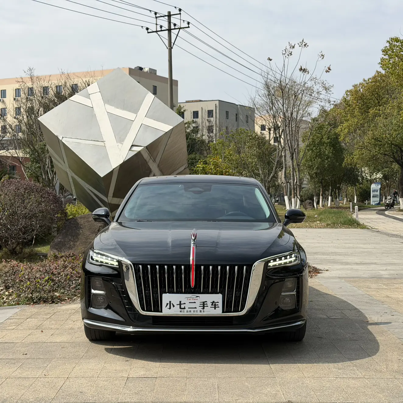 Hongqi H5  из Китая