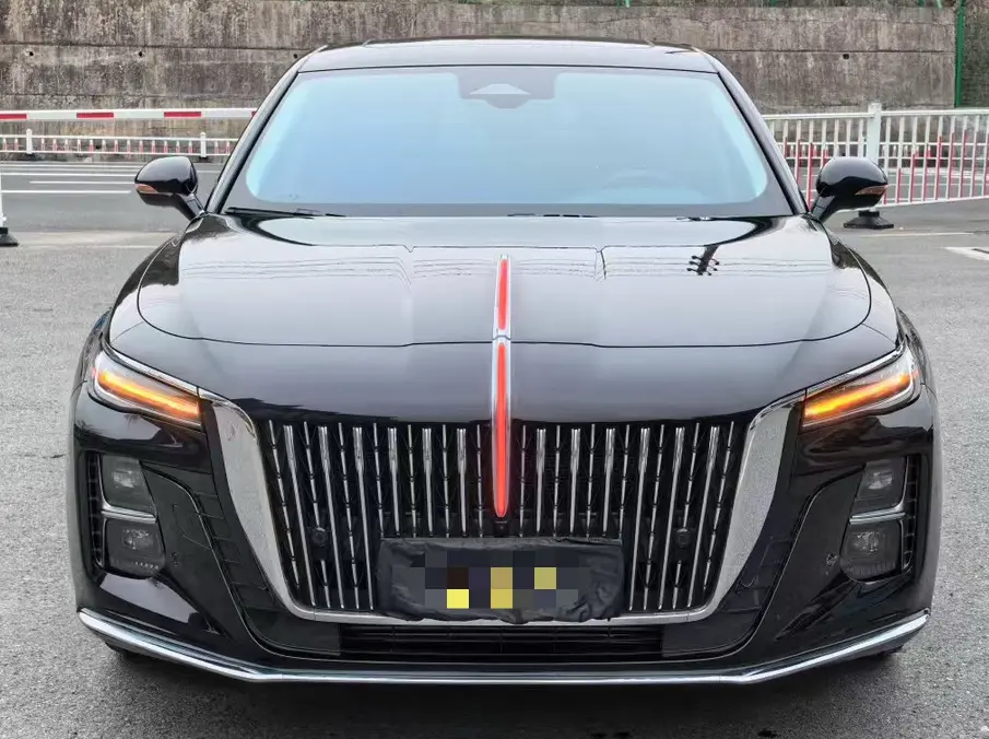 Hongqi H5  из Китая