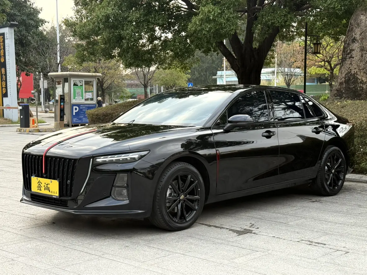 Hongqi H5  из Китая