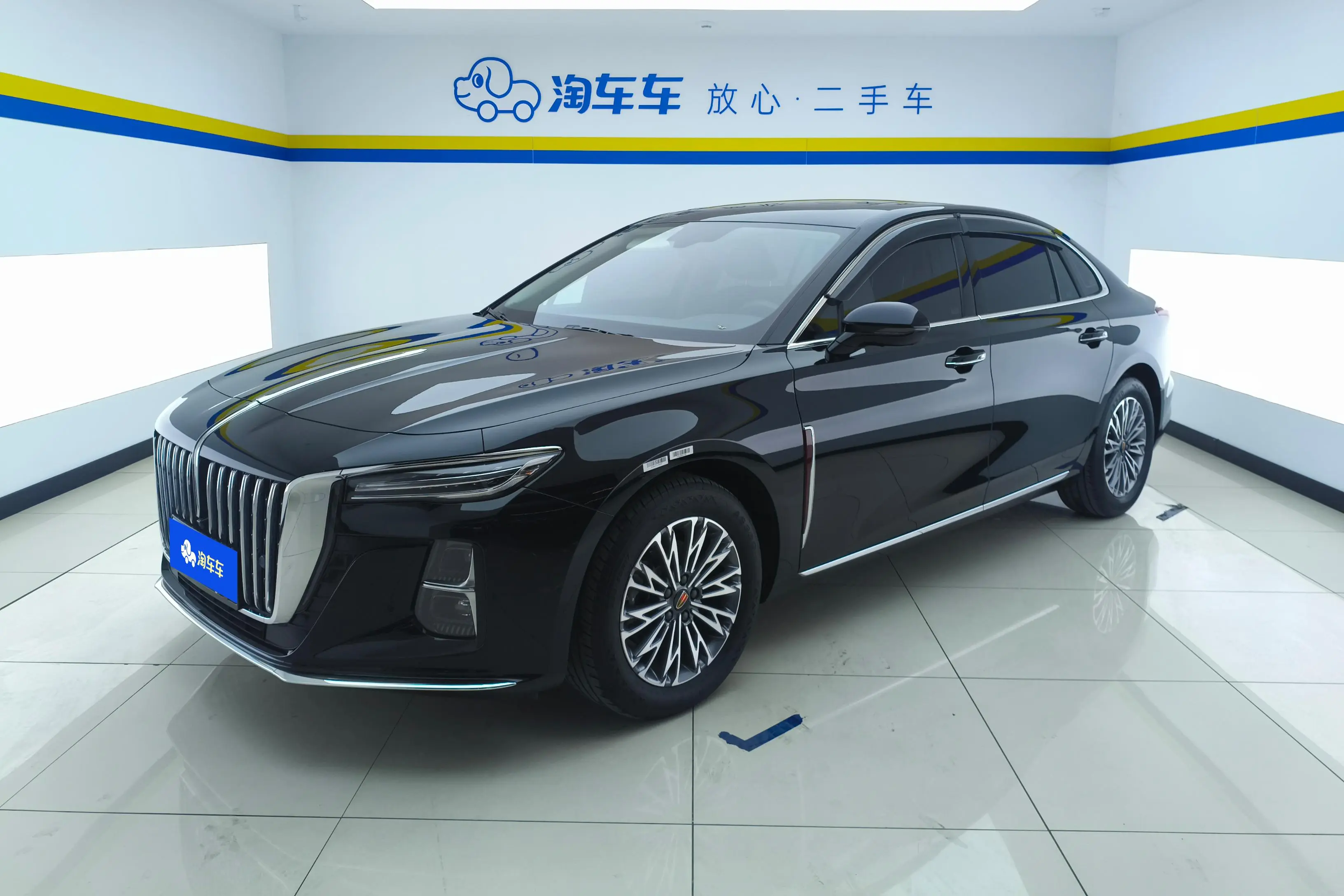 Hongqi H5  из Китая