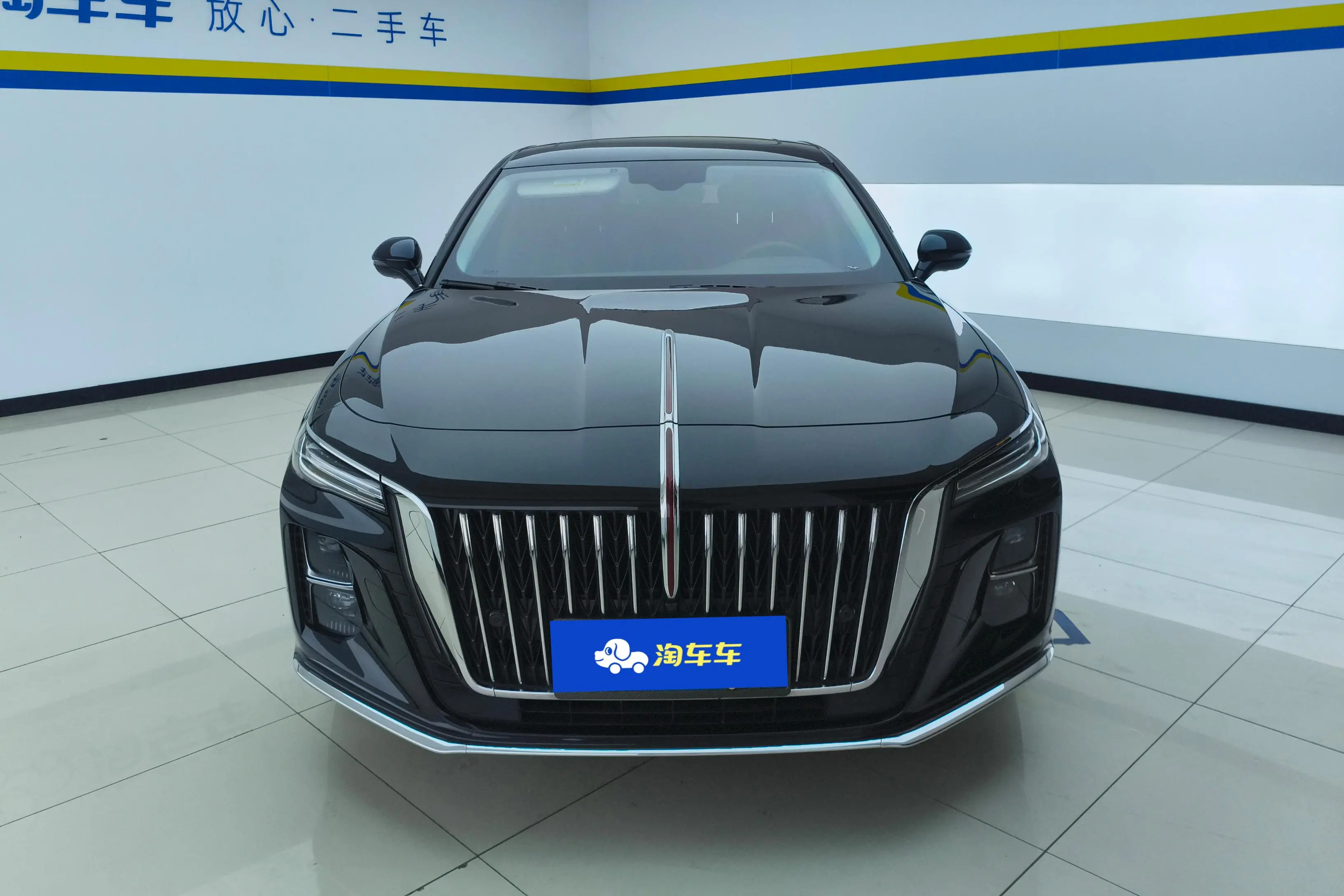 Hongqi H5  из Китая
