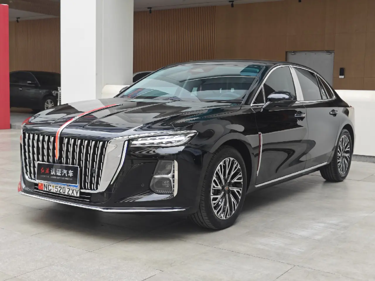 Hongqi H5  из Китая