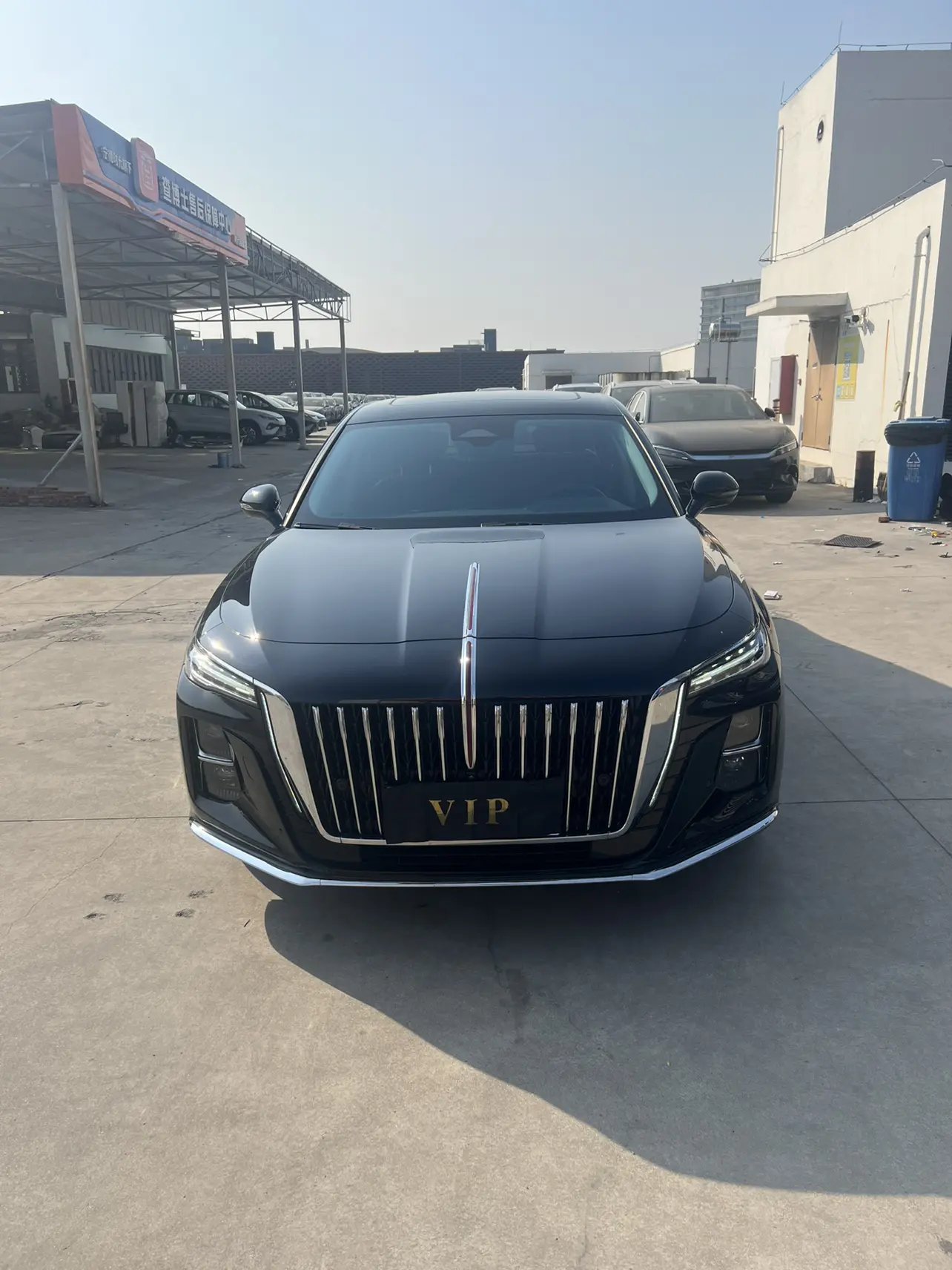 Hongqi H5  из Китая