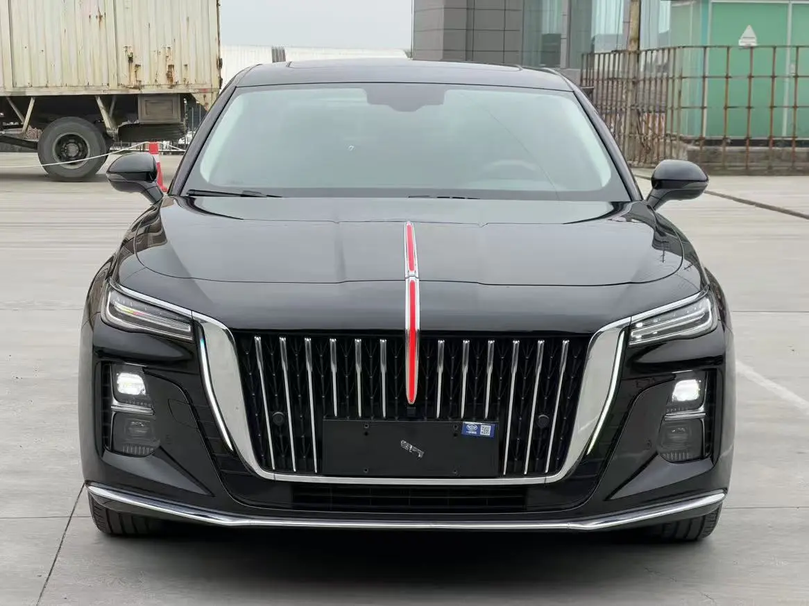 Hongqi H5  из Китая