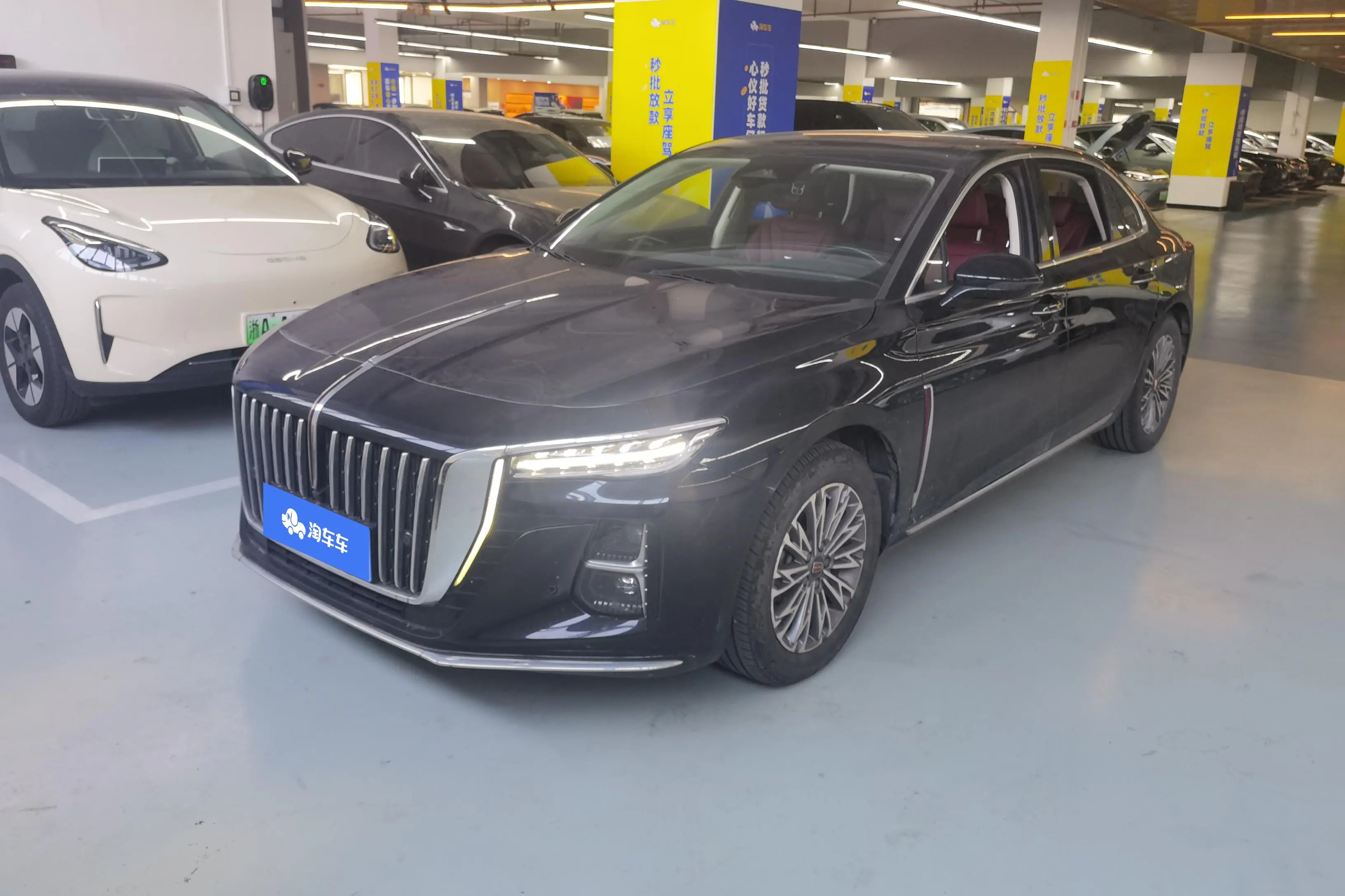 Hongqi H5  из Китая