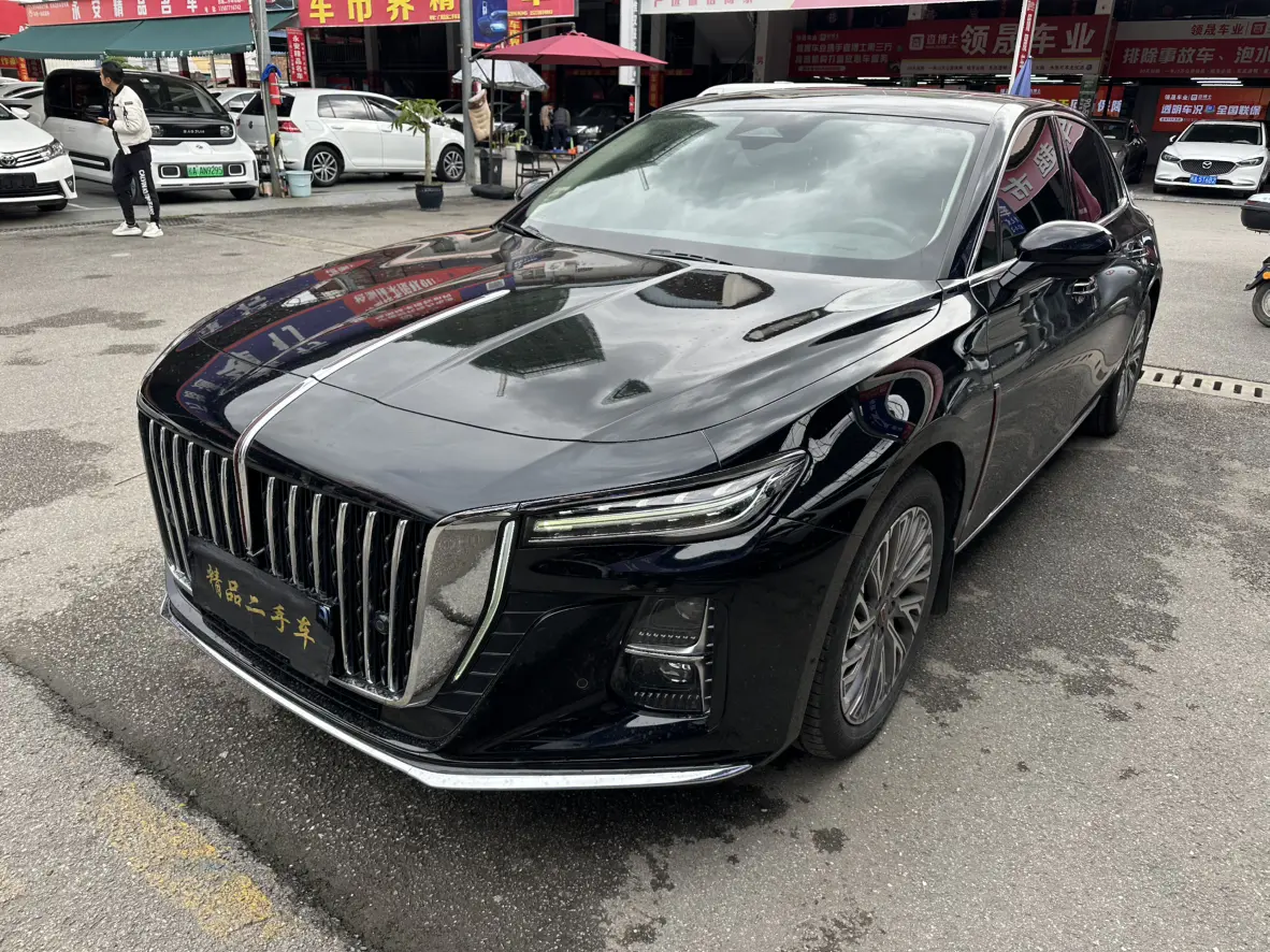 Hongqi H5  из Китая