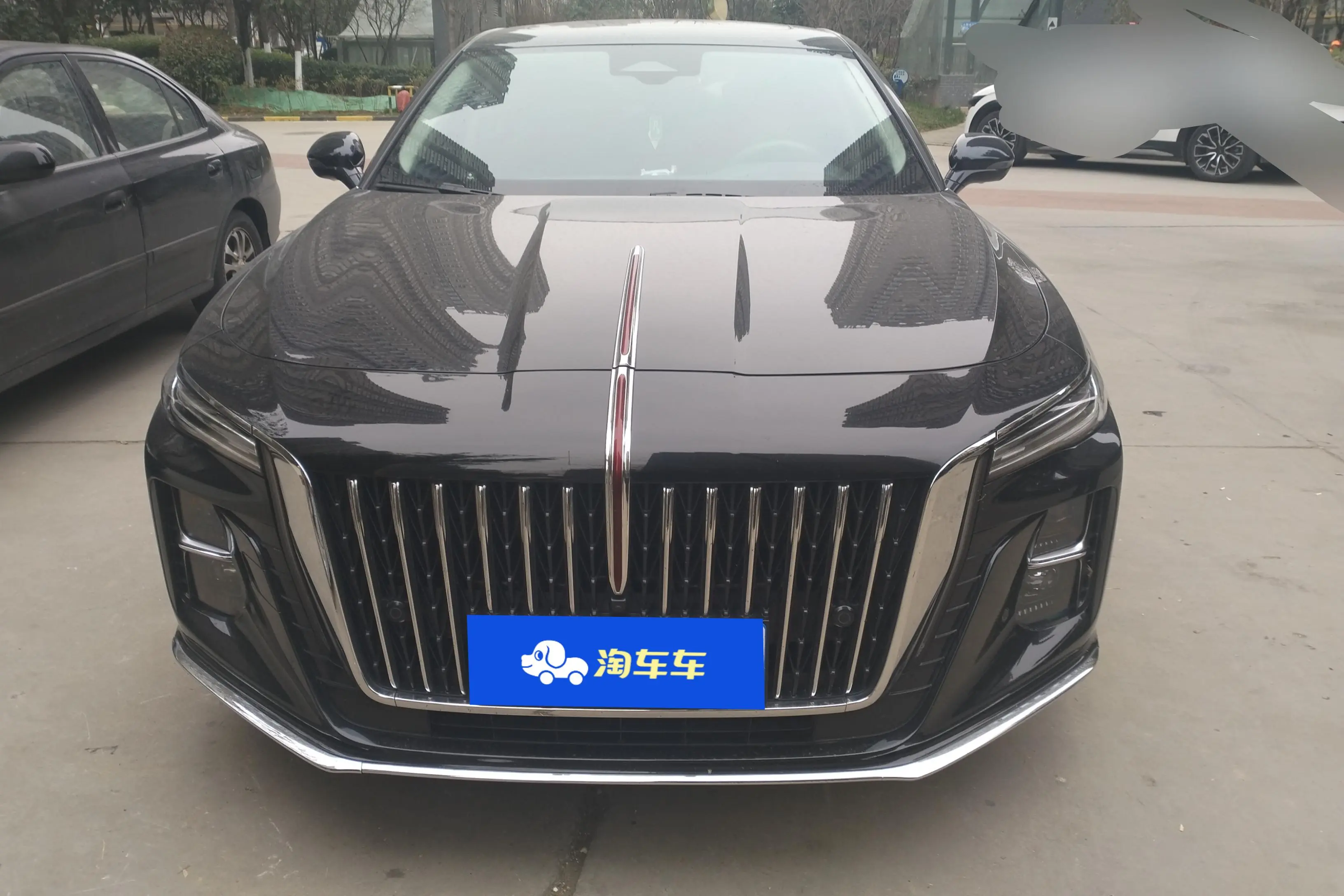 Hongqi H5  из Китая