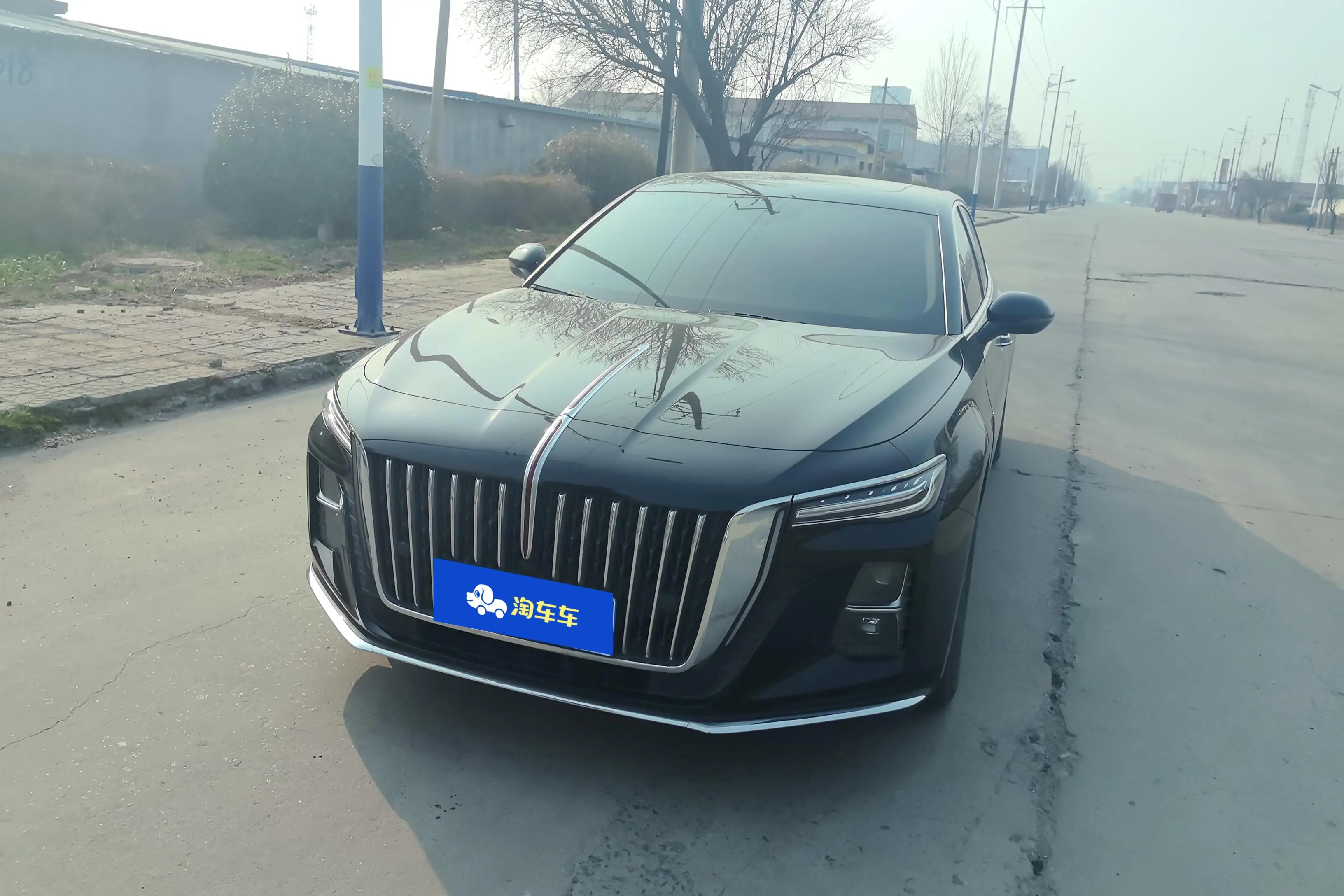 Hongqi H5  из Китая