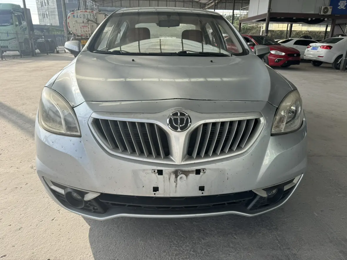 Brilliance Zhonghua H330  из Китая