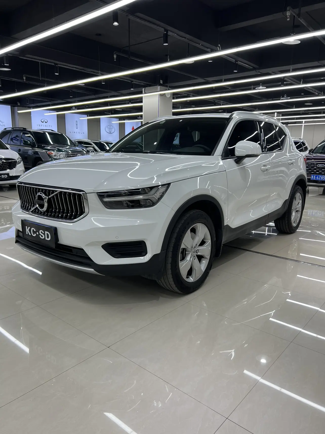 Volvo XC40  из Китая