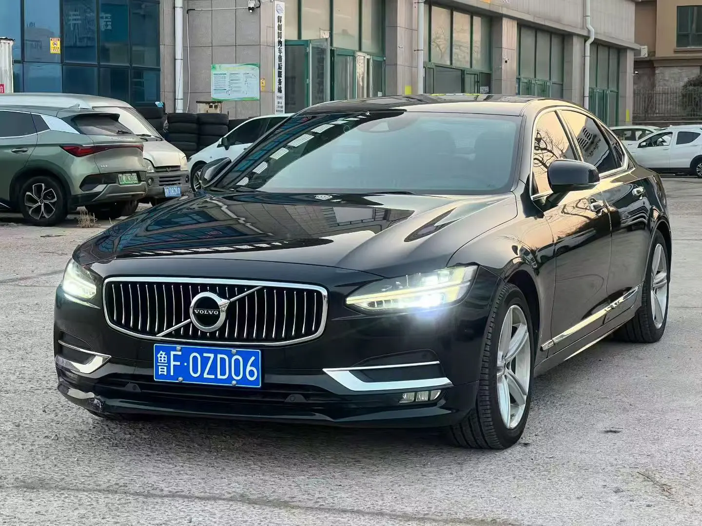 Volvo S90