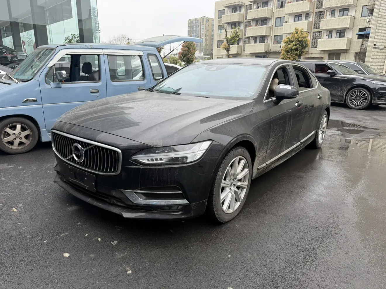 Volvo S90