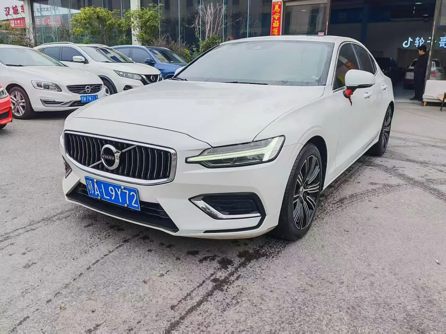 Volvo S60