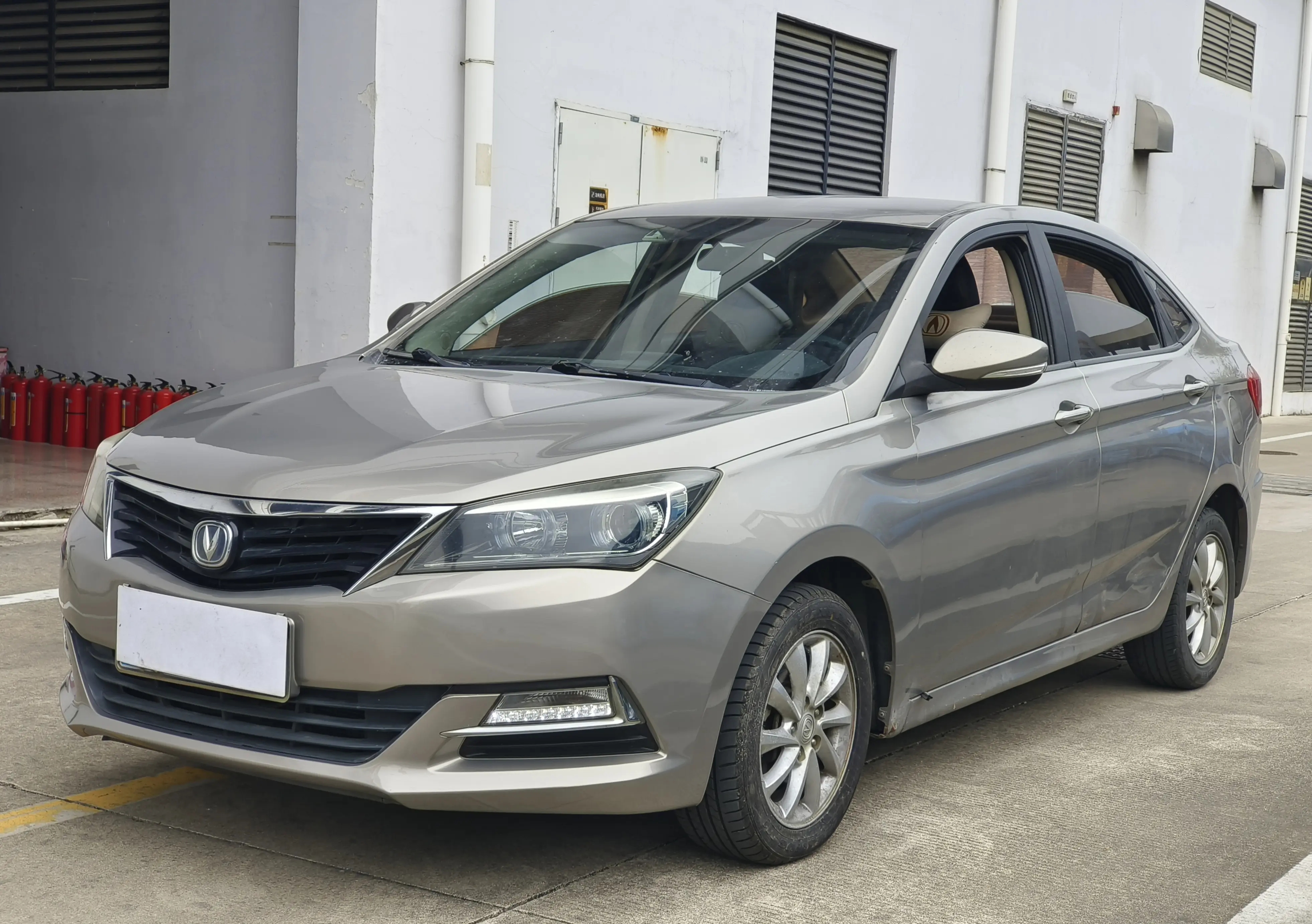 Changan Yuexiang V7  из Китая