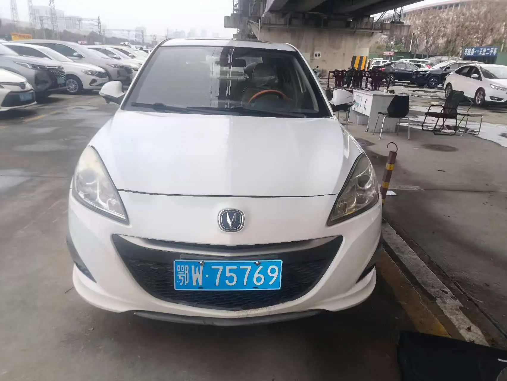 Changan Yuexiang V5  из Китая
