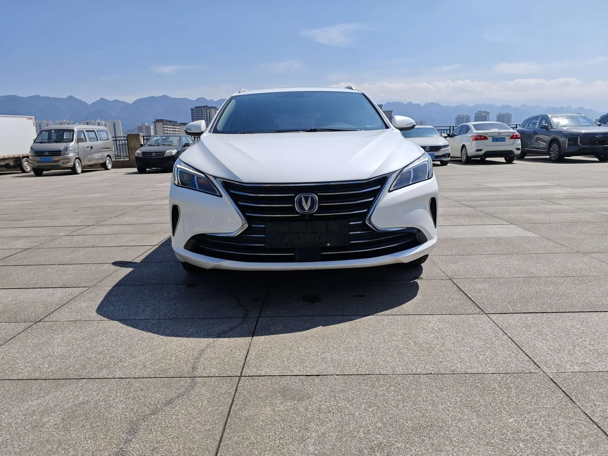 Changan Eado XT  из Китая