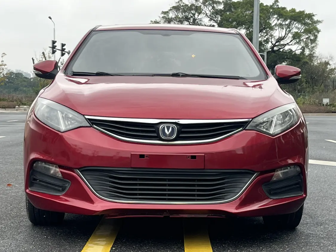 Changan Eado XT  из Китая