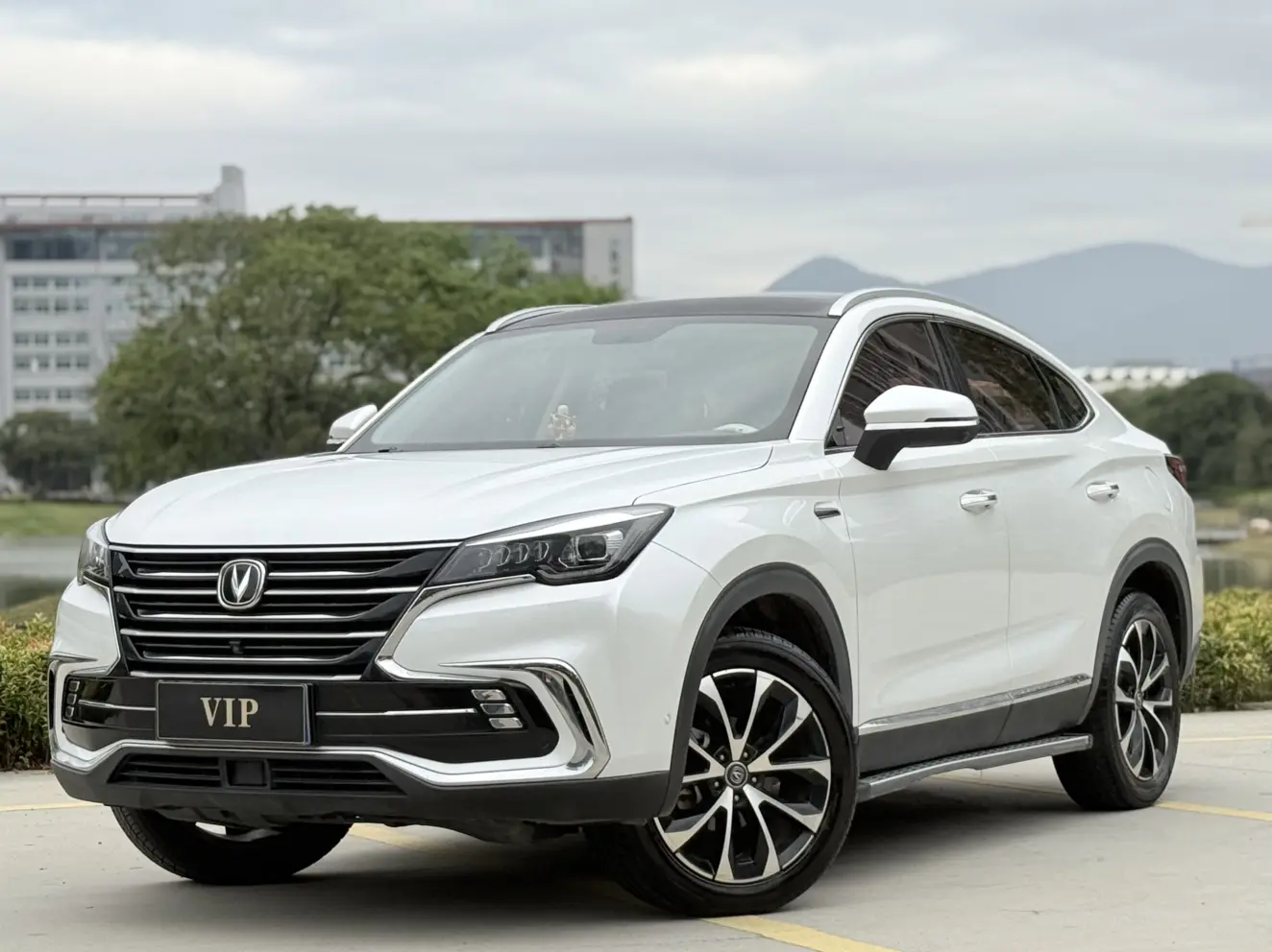 Changan CS85 COUPE  из Китая