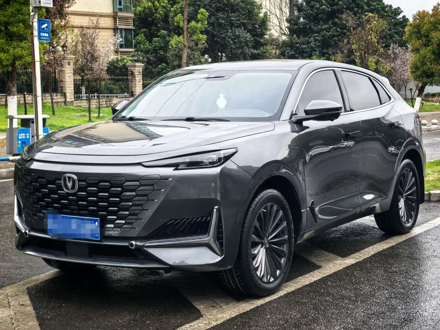 Changan UNI-K  из Китая