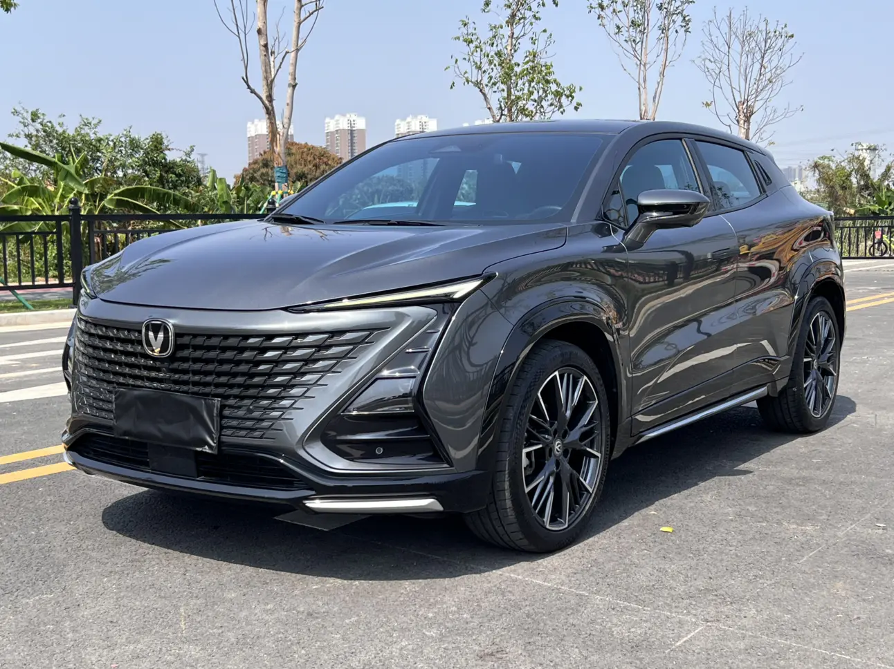 Changan UNI-T  из Китая