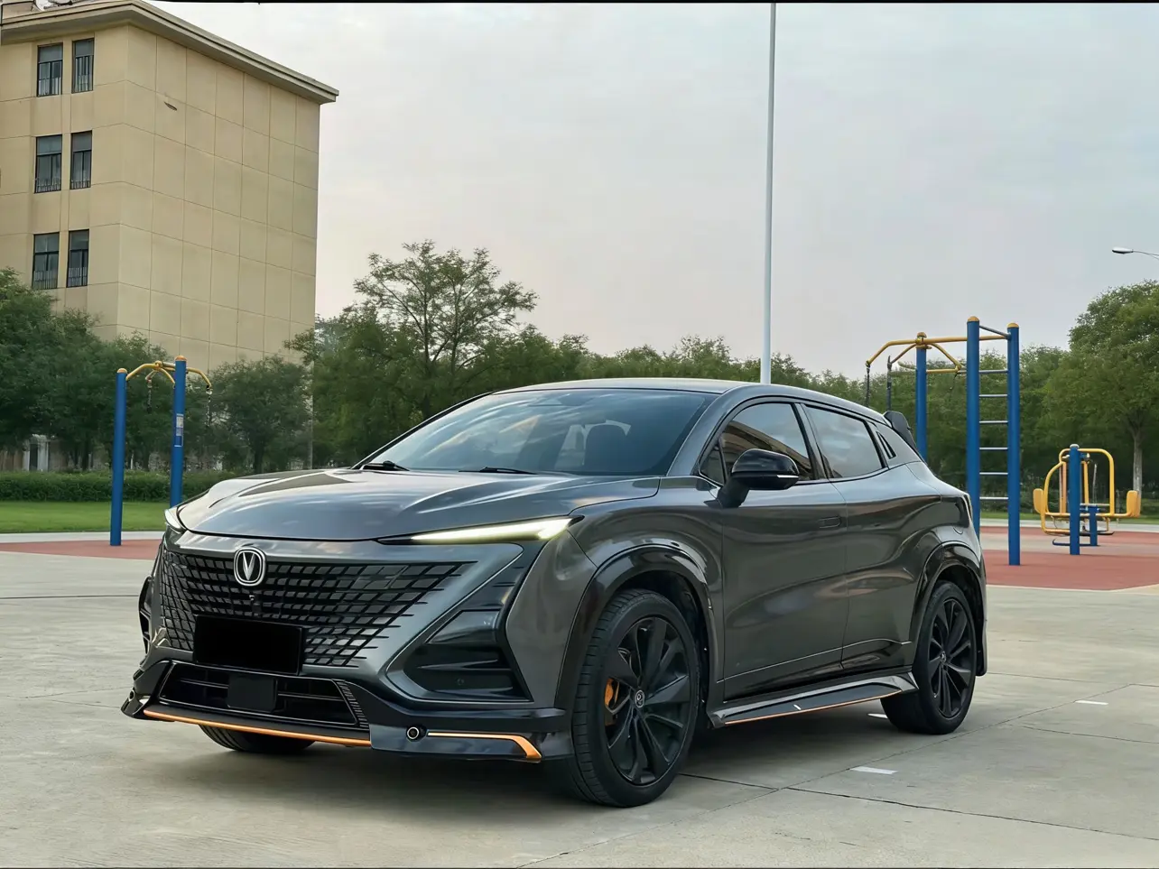 Changan UNI-T  из Китая