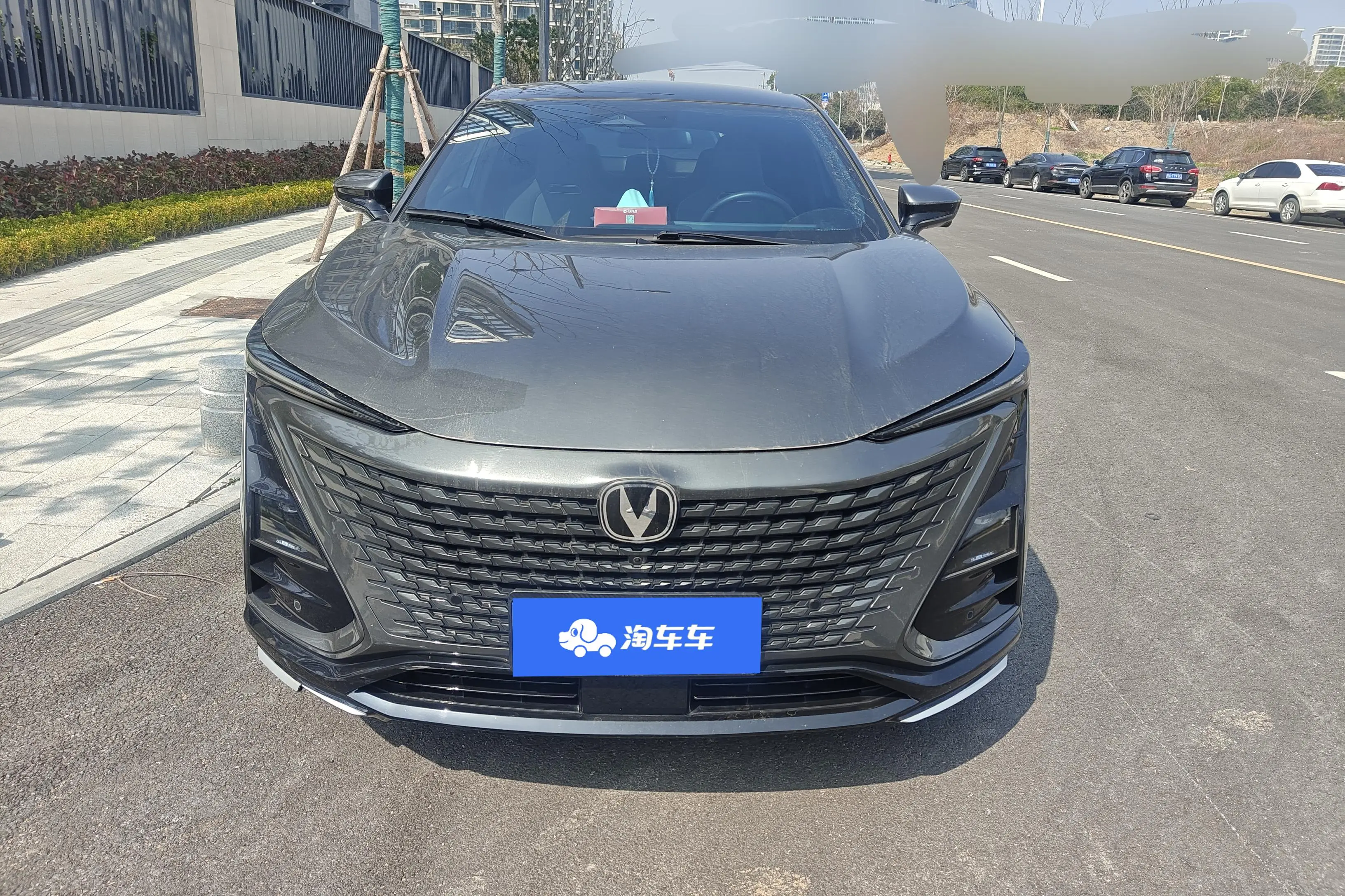 Changan UNI-T  из Китая