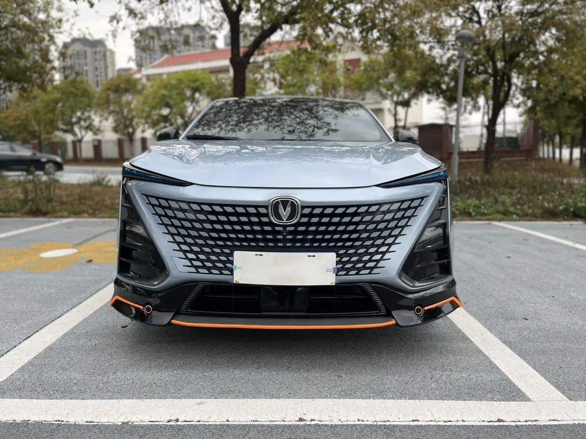 Changan UNI-T  из Китая