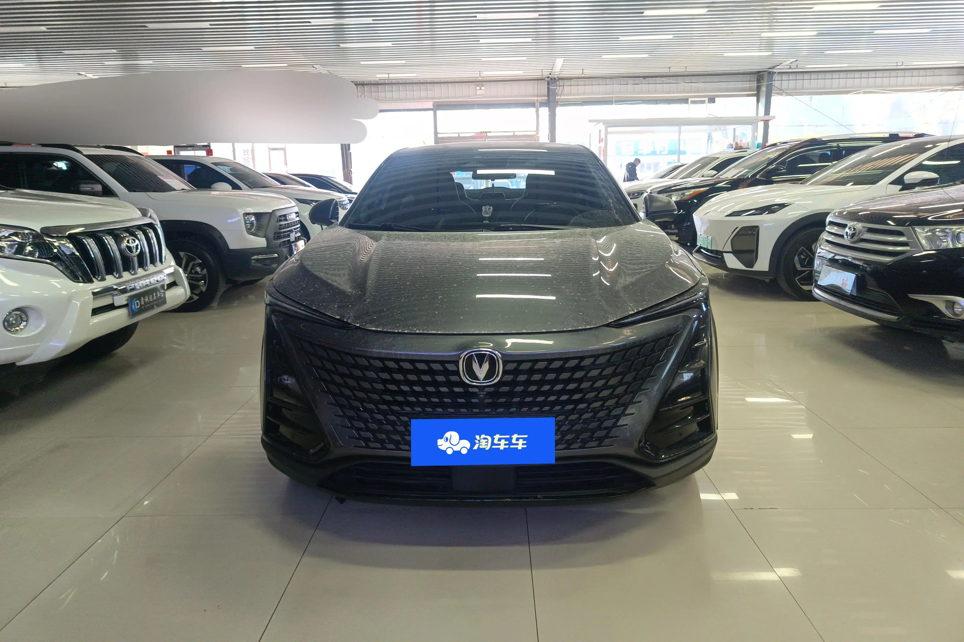 Changan UNI-T  из Китая