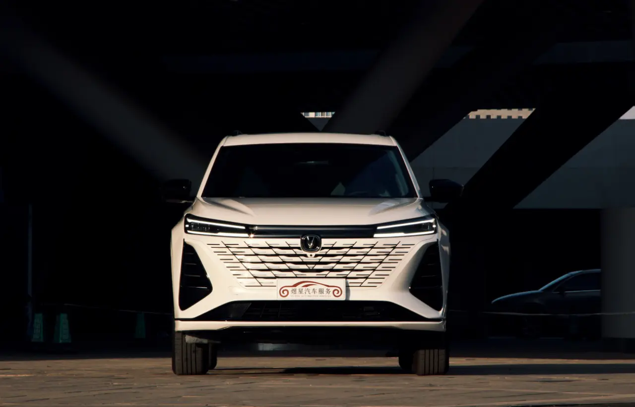 Changan CS75 PLUS  из Китая