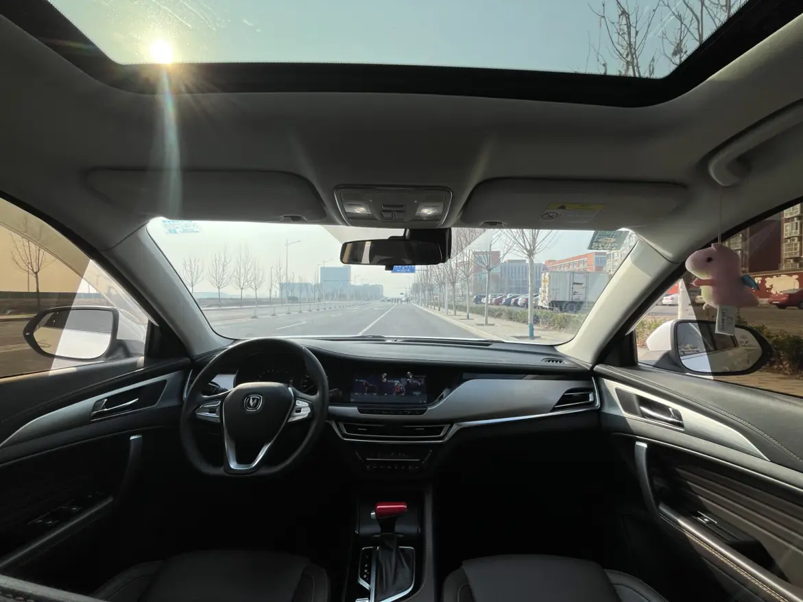 Changan CS35 PLUS  из Китая