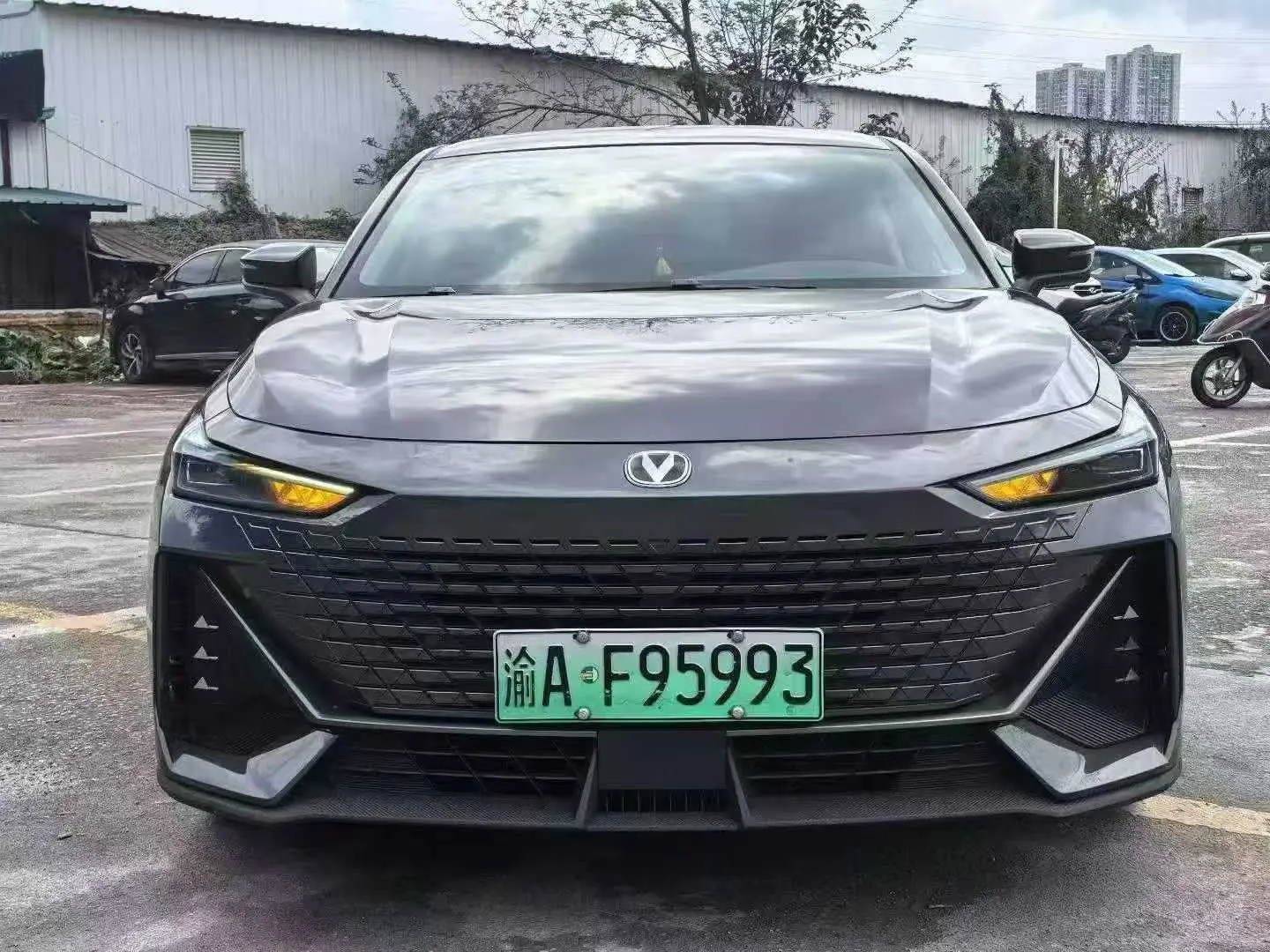 Changan UNI-V  из Китая