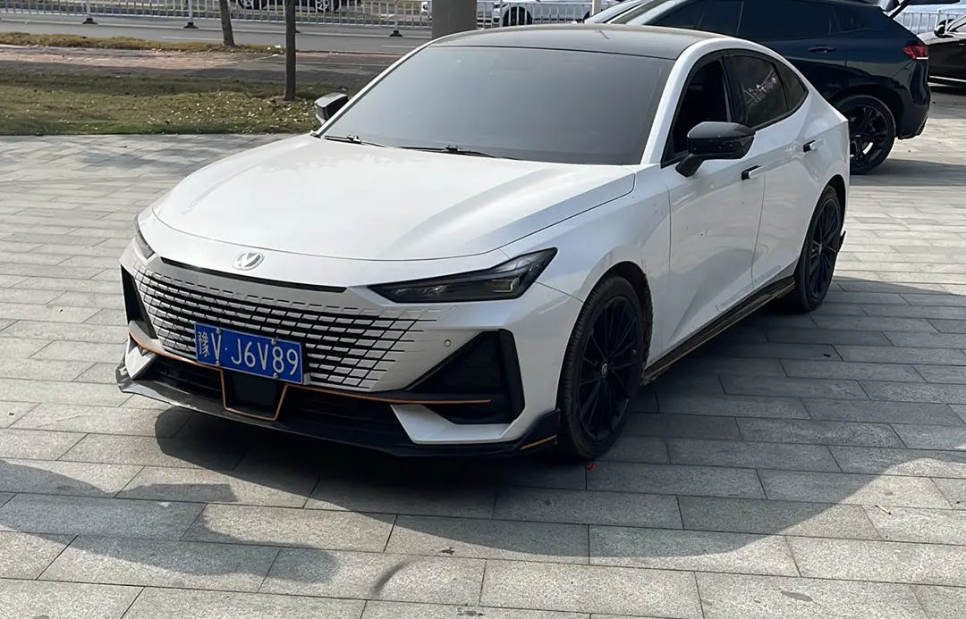 Changan UNI-V  из Китая