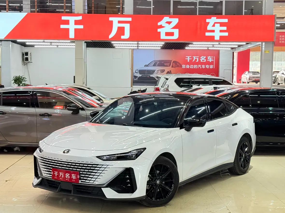 Changan UNI-V  из Китая