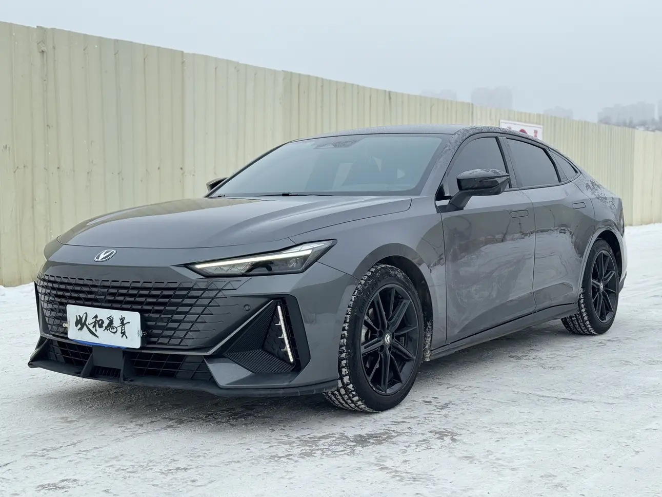 Changan UNI-V  из Китая