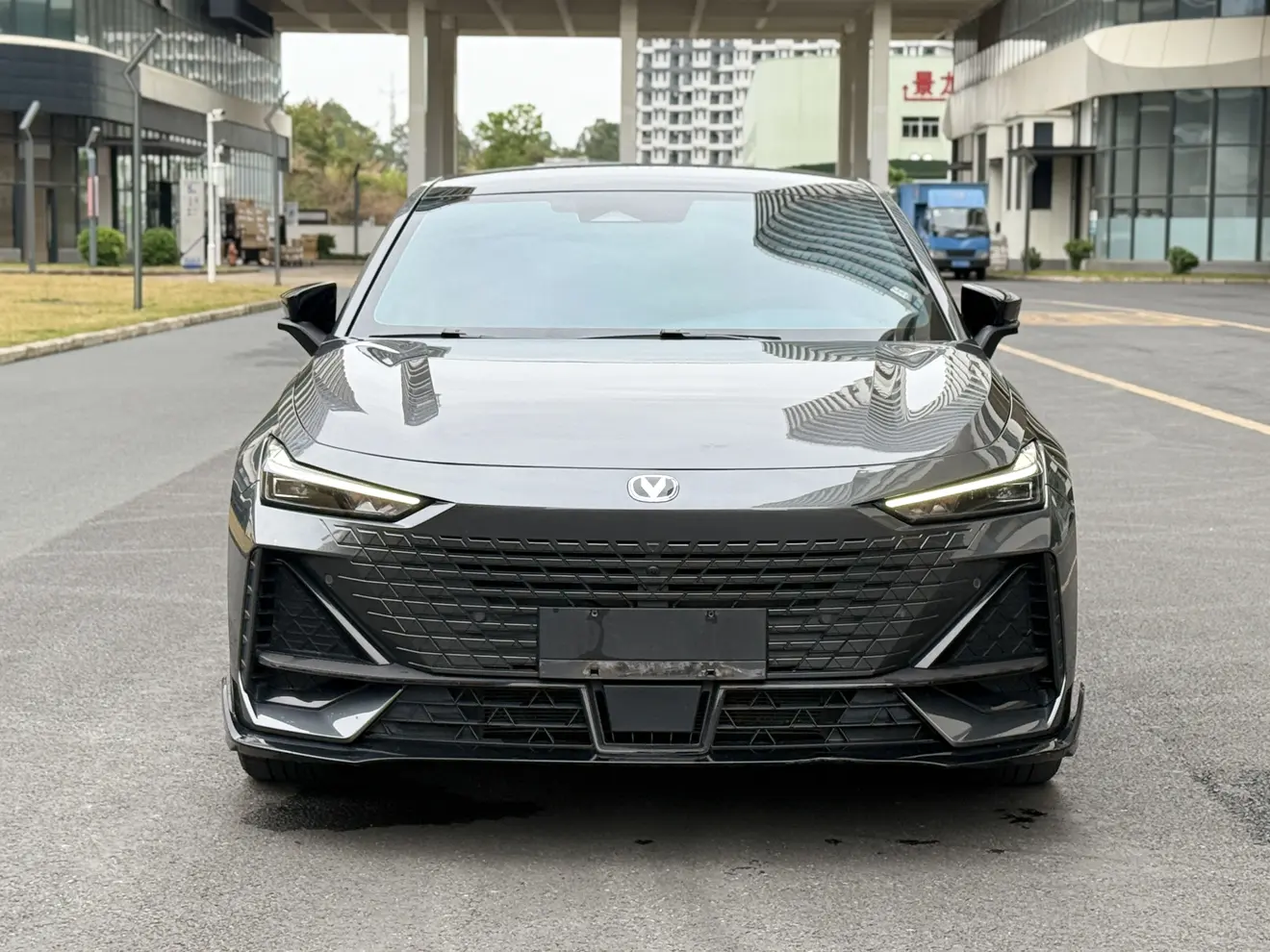 Changan UNI-V  из Китая