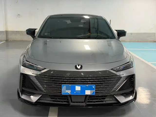 Changan UNI-V  из Китая