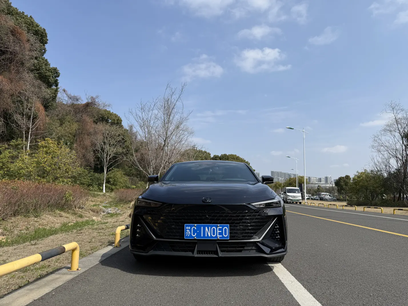 Changan UNI-V  из Китая