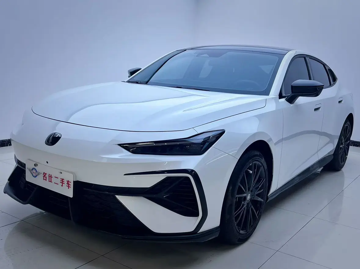 Changan UNI-V  из Китая