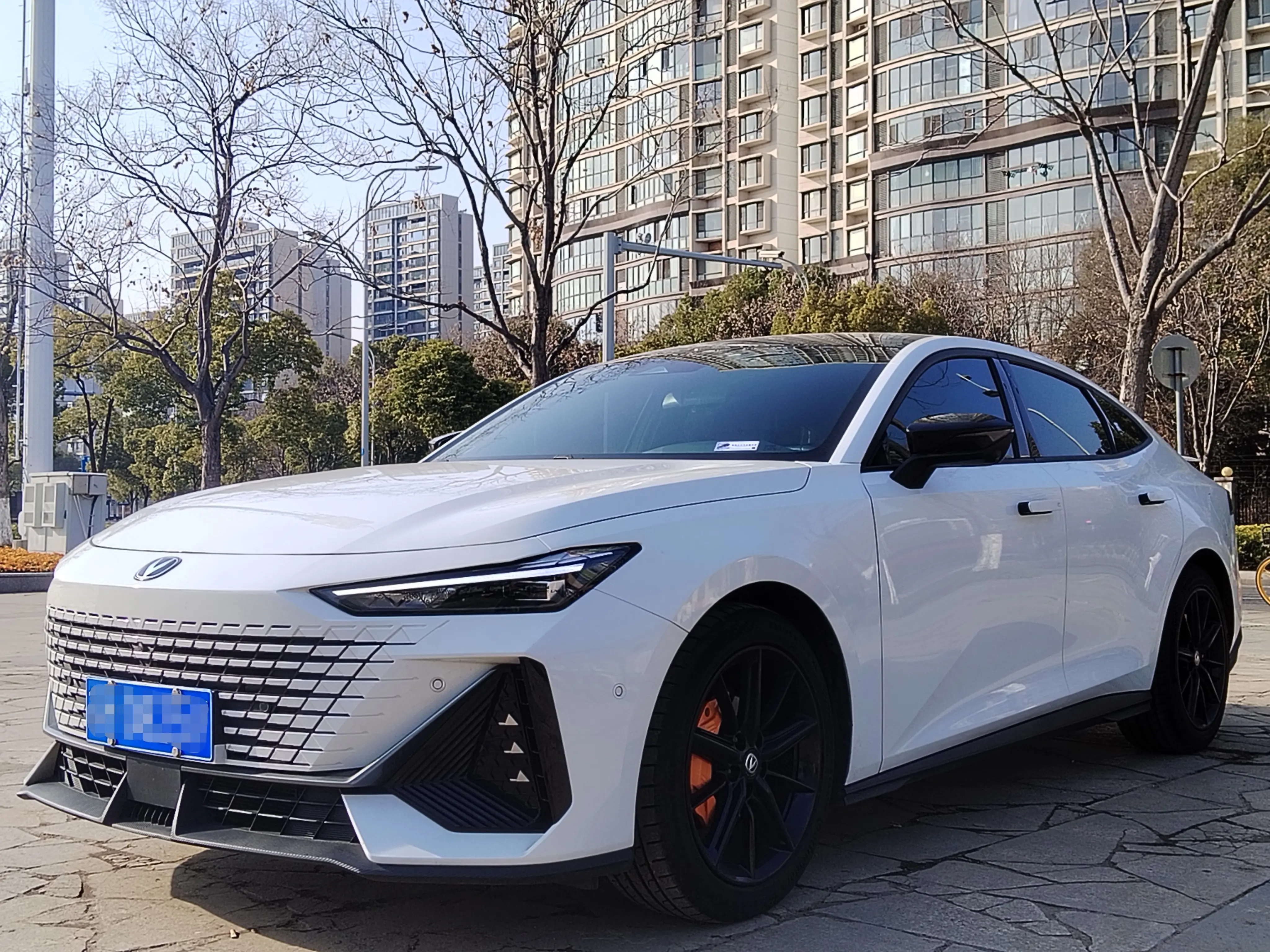 Changan UNI-V  из Китая