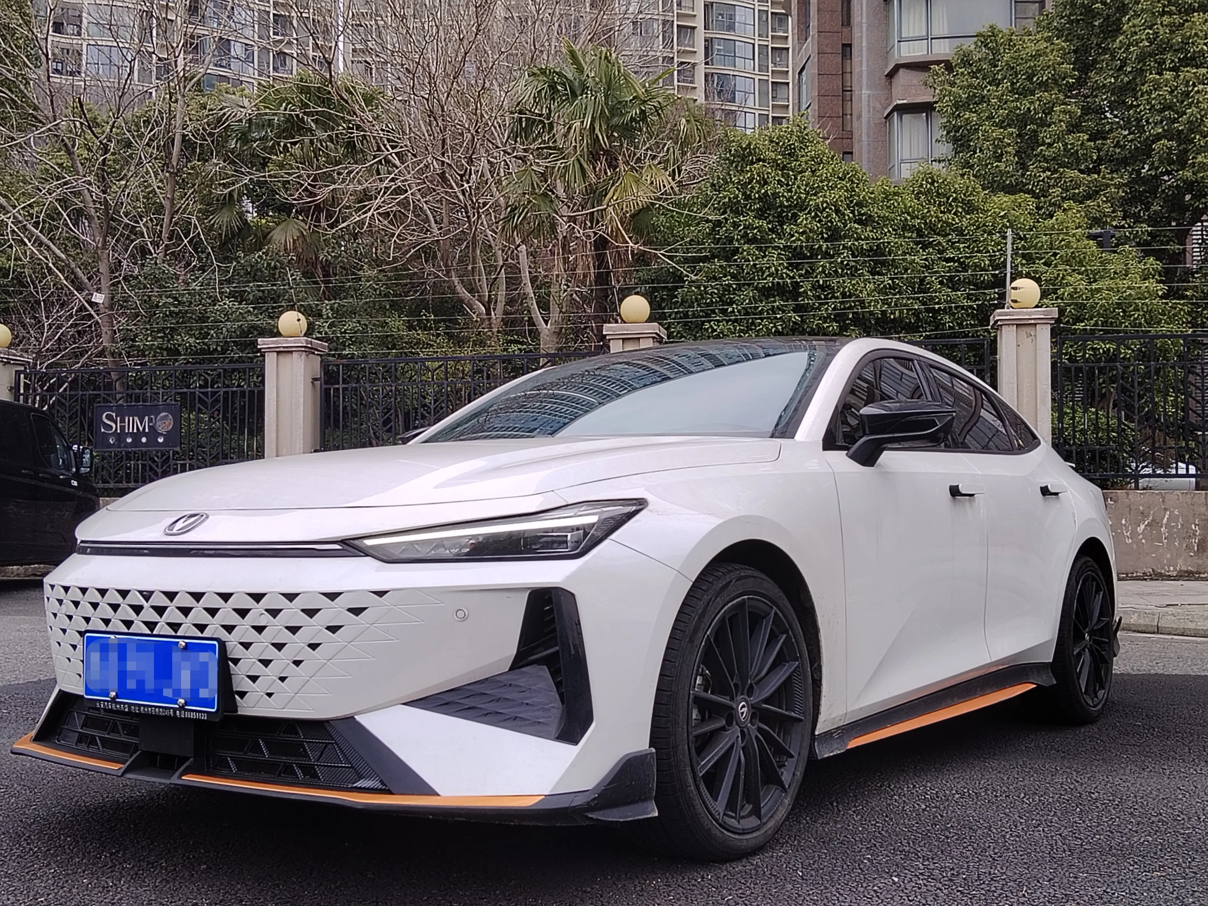 Changan UNI-V  из Китая