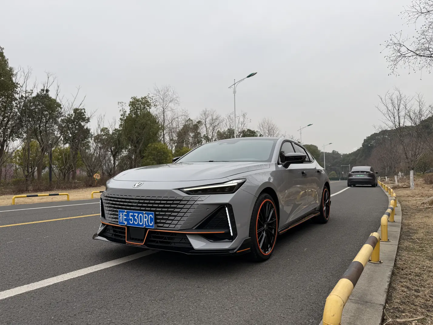 Changan UNI-V  из Китая