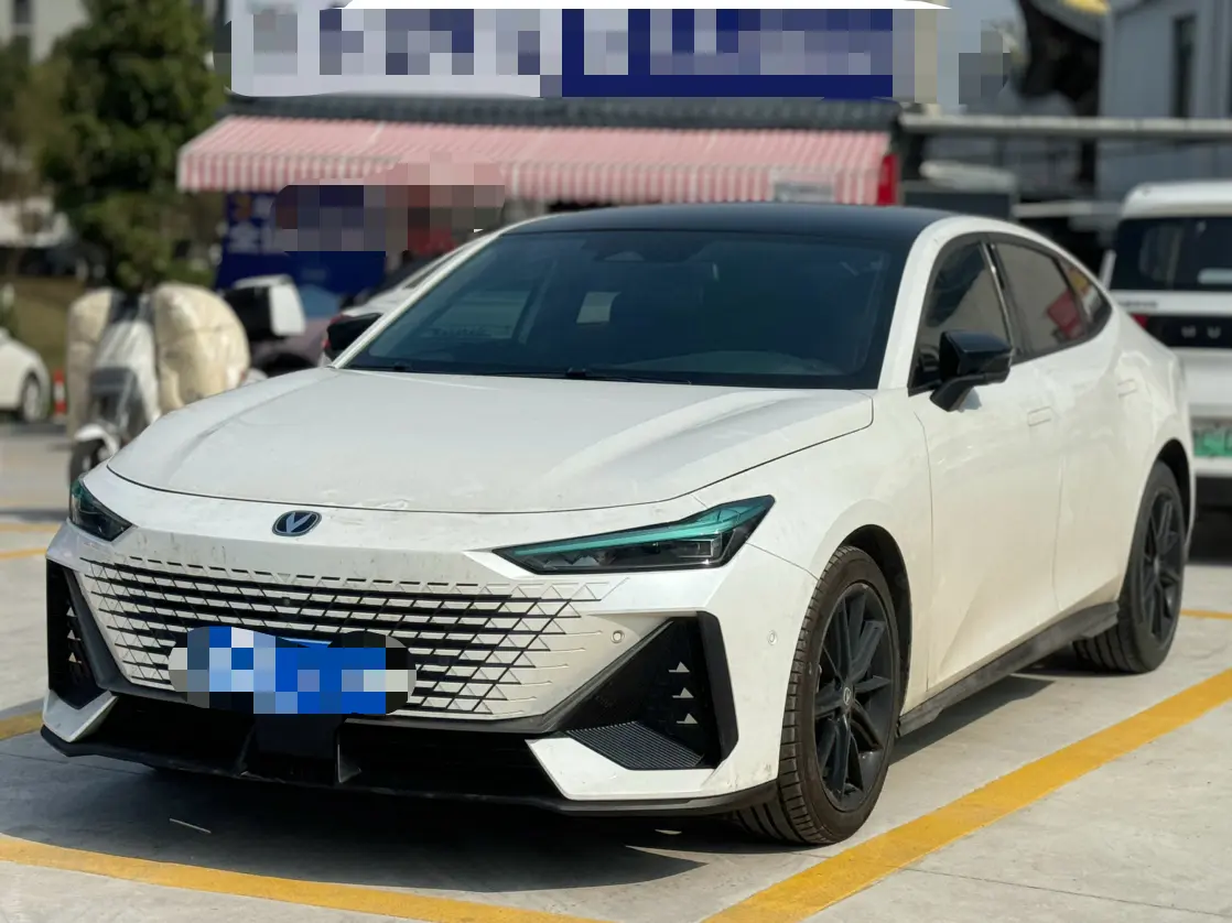 Changan UNI-V  из Китая
