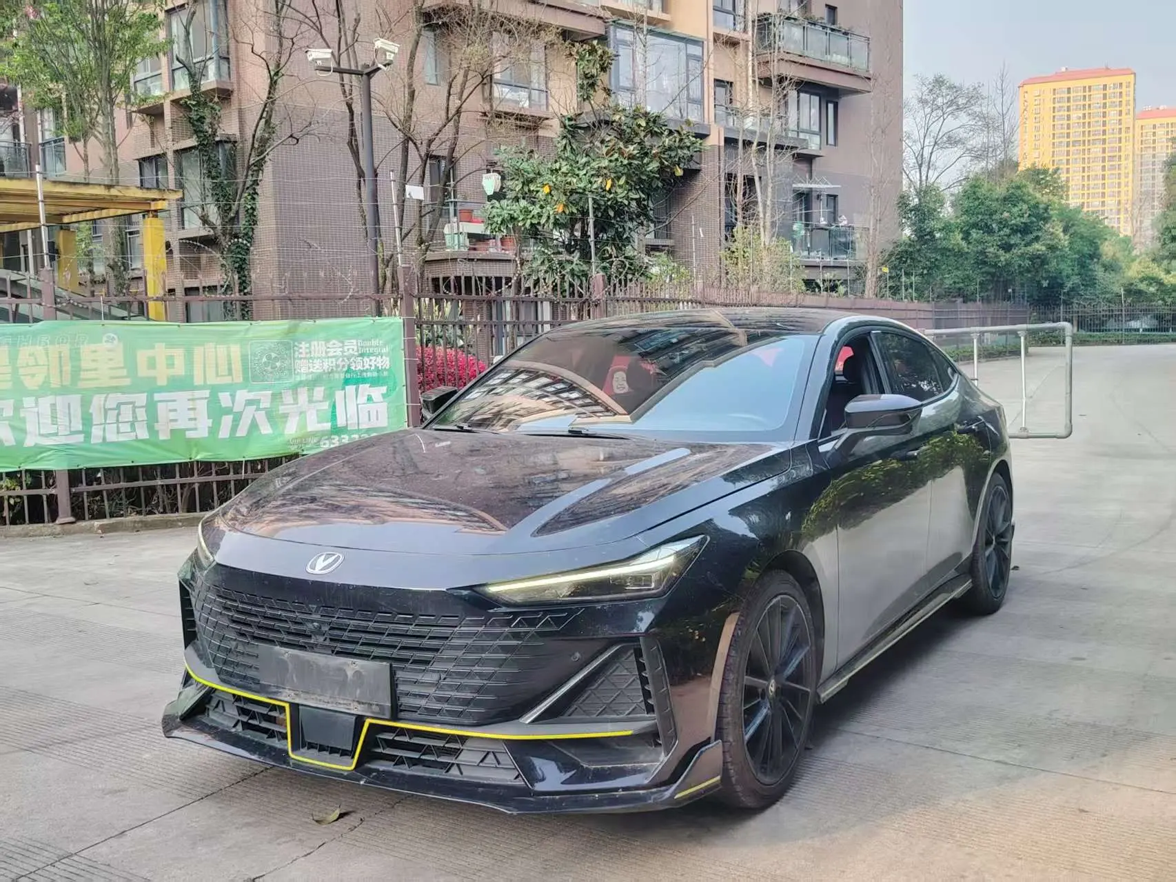 Changan UNI-V  из Китая