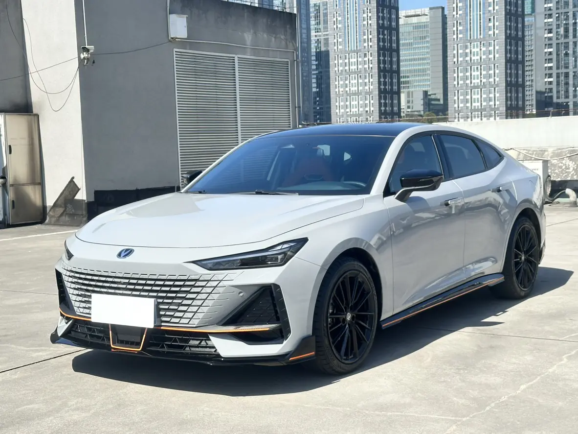 Changan UNI-V  из Китая