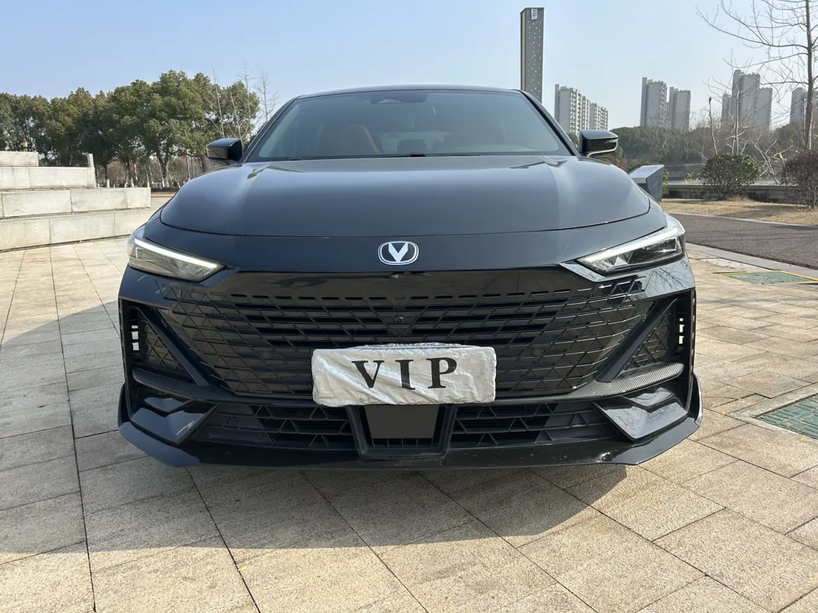 Changan UNI-V  из Китая